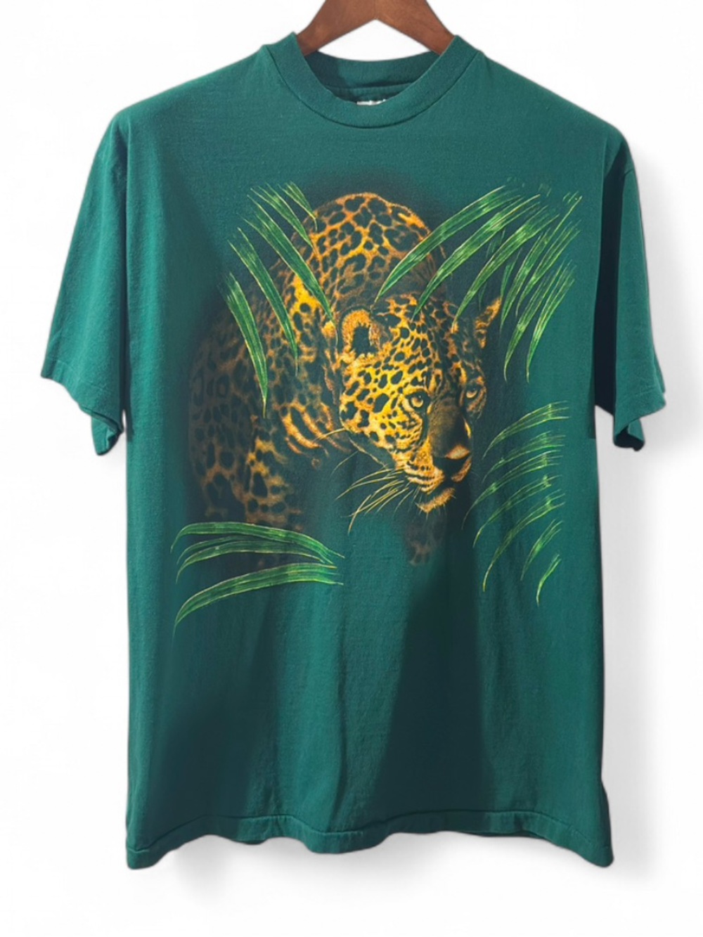 Vintage 90s Leopard Print Single-Stitch Graphic T-shirt Size Large